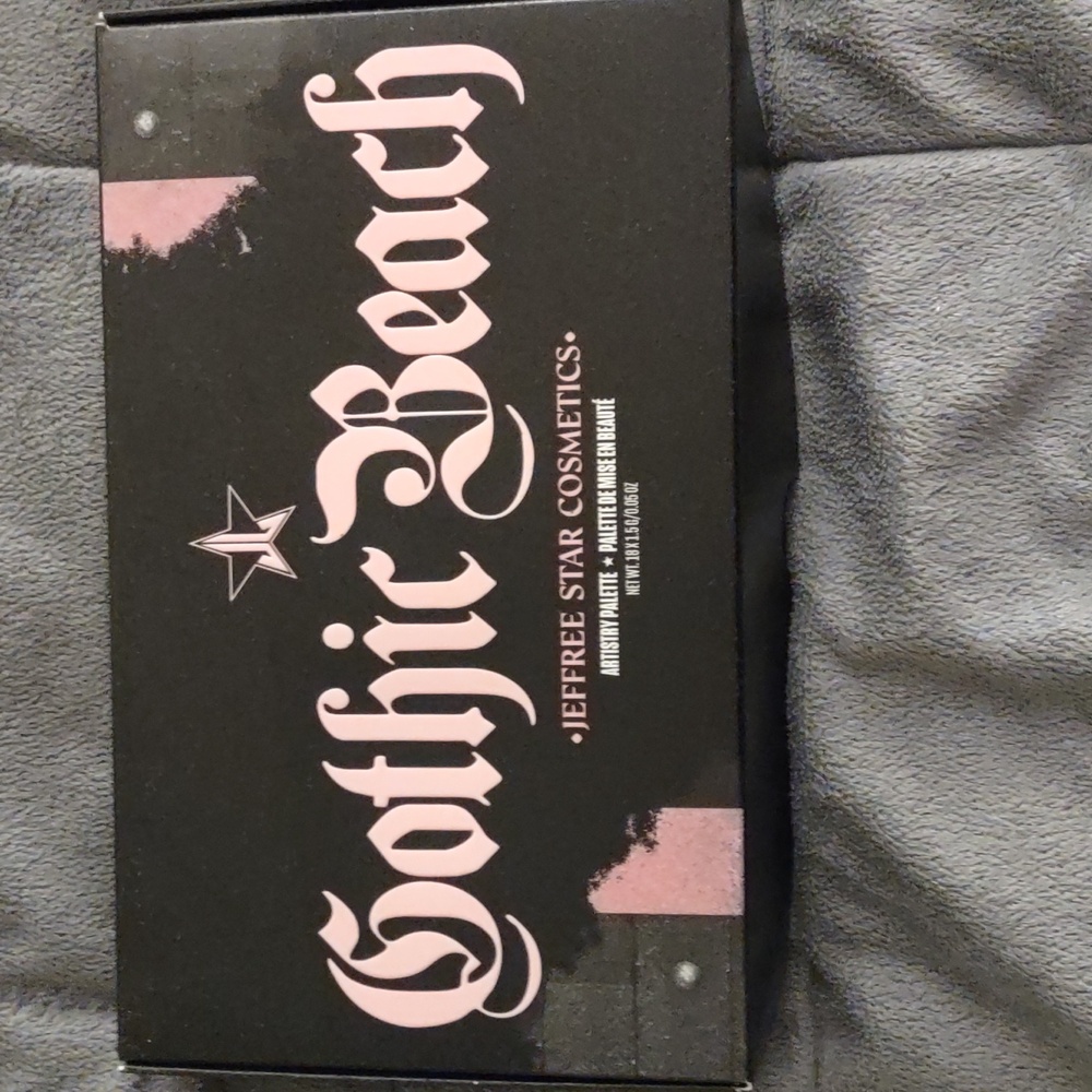 Jeffree Star Gothic Beach Palette